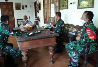 Danramil 03/Serengan Komsos Dengan Tokoh Agama