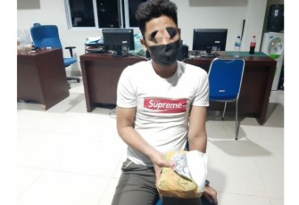 Pelaku serta barang bukti satu Kg Sabu-sabu yang diamankan Polairud Polda Kepri
