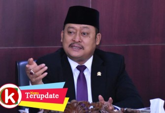 Kodrat Sunyoto selaku Ketua Fraksi Partai Golkar DPRD Jatim