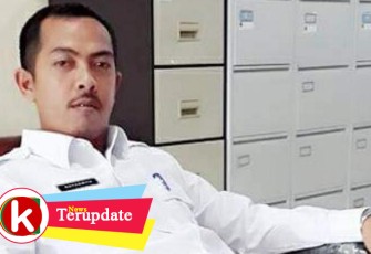 Sutarman selaku Camat Kepulauan Posek