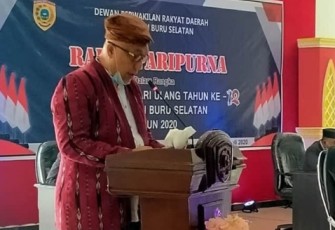 Bupati Buru Selatan Tagop Sudarsono Soulisa