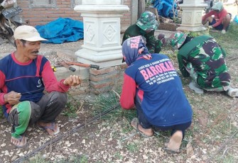 Keroyok Kerjaan Agar Cepat Selesai
