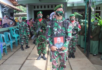 Dandim Pati pimpin langsung upacara pemakaman militer