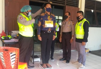 Ketua JPKP DPC Madidir bersama tim penerimaan Bintara Polri T.A 2020 yang di laksanakan di polres Bitung