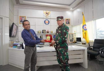 Silaturahmi Danrem 143/HO Bersama Rektor Universitas Halu Oleo