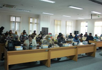 Komisi II DPRD Kabupaten Banyuwangi Study Banding di DPRD Kabupaten Blitar 