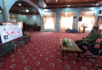 Kepala Kesbangpol Kota Bengkulu Riduan Mengikuti Vidcon