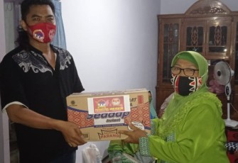 Korma Nusantara Membagikan Bantuan kepada Jami'iyah Muslimatan Al-Hidayah