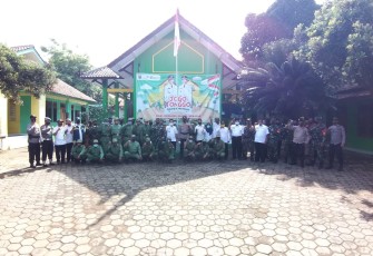 Memasuki musim penghujan akhir tahun 2020 ini, guna untuk mengantisipasi terjadinya bencana alam, khususnya banjir dan tanah longsor jajaran Muspika Kecamatan Tulis menggelar apel Siaga Bencal (Jogo Tonggo) di halaman kantor Kecamatan Tulis. Rabu (25/11/2020)