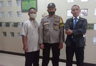 Bhabinkamtibmas Polsek Brangsong Melaksanakan Kegiatan Blusukan ke Kantor Pengadilan Agama Kendal 1 A