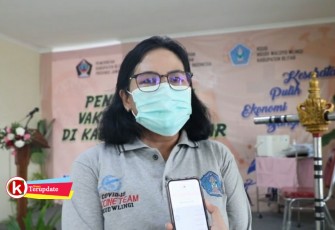 Direktur RSUD Ngudi Waluyo dr. Endah Woro Utami (foto : Faisal NR / Klikwarta.com Blitar) 