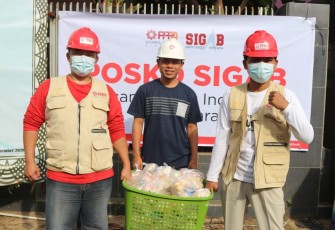  PPPA Daarul Quran Cirebon Distribusikan Makanan ke Pengungsi di Indramayu 