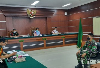 Kopda S saat Jalani persidangan di pengadilan militer III-17 Manado