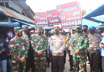 TNI–Polri Bagikan 5.200 Masker Gratis Secara Serentak