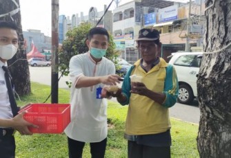 Saat Kegiatan Jumat Berkah PT BPRS Fadhilah