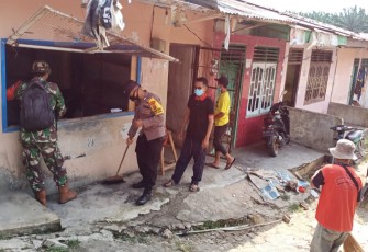 Lanjutan Pembuatan Kampung Tangguh Polsek Tebing Tinggi Lakukan Gotong Royong