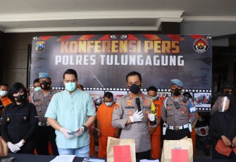 Polres Tulungagung Melakukan Konferensi Pers 