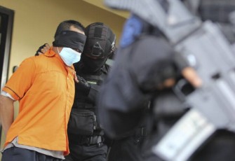 Densus 88 Anti Teror Polri Pindahkan 22 Teroris Asal Jatim 