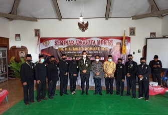 Persaudaraan Setia Hati Teratai menggelar Seminar bersama anggota MPR RI Dr. Mujib Rohmat, M.H. dari Anggota fraksi partai Golkar komisi x DPR MPR Ri, bertempat di Padepokan persaudaraan Setia hati teratai cabang Kendal  sekretariat jalan Umar Desa Jenarsari, Kecamata Gemuh Kabupaten Kendal Jawa Tengah. Jumat (19/03/2021).