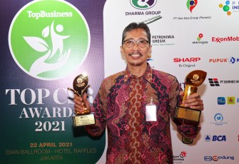 Bank Jatim Boyong Dua Penghargaan Dalam TOP CSR Awards 2021 
