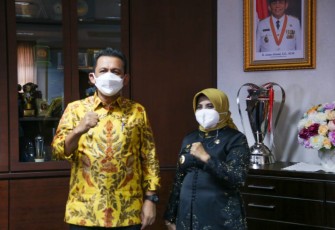 Setelah 20 Tahun Akhirnya Aset Pemkab Bintan di Tanjung Pinang Diserahkan ke Pemkot Tanjung Pinang