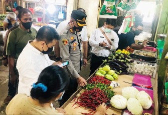 Jelang Bulan Suci Ramadan Kapolres Bintan Lakukan Pengecekan Stok Bapokting di Wilayah Polsek Bintan Utara
