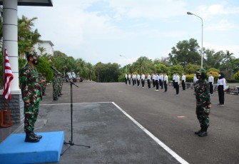 Danlantamal IV Lepas 70 Orang Caba dan Catam PK TNI AL Gelombang 1 Tahun 2021