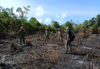 Koramil Mempah Hulu dengan Reaksi Cepat Mendatangi Lokasi Titik Api
