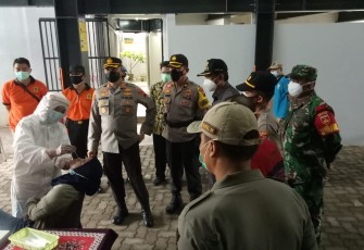 Rapid test pengunjung swalayan