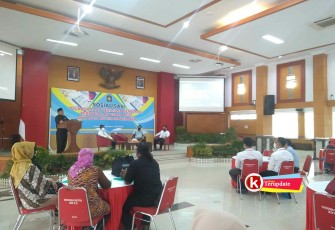 Walikota Santoso Buka Sosialisasi Perizinan Berusaha, Permodalan dan Ketenagakerjaan (foto : Faisal NR / Klikwarta.com Blitar) 