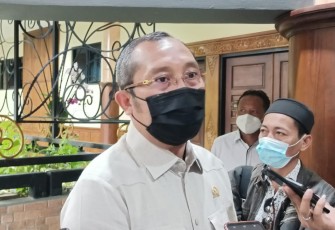 Wakil ketua DPRD Jatim Sahat Tua Simanjuntak
