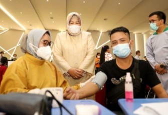 Wagub Marlin Terus Dorong Laju Vaksinasi di Kepri  