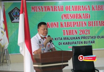 Ketua KONI Kabupaten Blitar Toni Andreas Berikan Sambutan Pada Musorkab KONI Kabupaten Blitar Tahun 2021 (foto : KONI Kabupaten Blitar untuk Klikwarta.com Blitar)