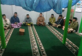 Kebersamaan Warga dan TNI di TMMD 112