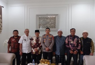 Bangun Komunikasi Dengan Tokoh Cingambul, Kapolres Majalengka Ajak Masyarakat Untuk Vaksinasi