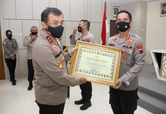 Kapolda Jawa Tengah, Irjen Pol Ahmad Luthfi, memimpin kegiatan penyerahan DIPA petikan T.A. 2022 