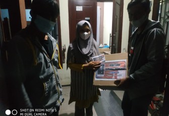 PPKM Darurat, H.Gunawan Salurkan Bantuan untuk Warga Isoman