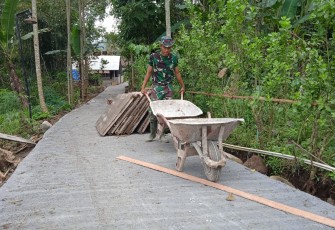 Jalan Rabat Beton Sudah Bisa Digunakan Warga Tulungrejo 