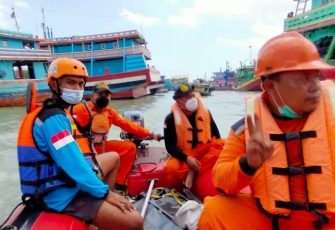 Pencarian korban tenggelam di sungai Silugonggo
