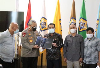 Kapolda Bengkulu Irjen Pol Drs Guntur Setyanto MSi Kunjungi Dua Perguruan Tinggi