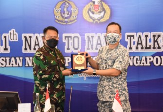 TNI AL Bahas Kerja Sama Dengan Republic of Singapore Navy