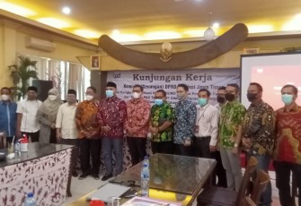 Komisi C Dorong Bank Jatim Terapkan 'Politik' Redam Persaingan Berat