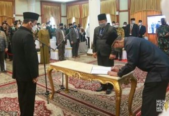Gubernur Kepri Resmi Lantik Awaluddin Sebagai Direktur PT Pelabuhan Kepri