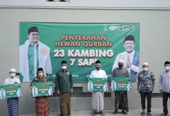 Idul Adha 1442 H PKB Jatim Kurban 1000 Ekor Sapi dan Kambing