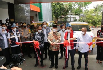 Kapolda Bengkulu Ikuti Pelepasan Mobil Vaksin Keliling