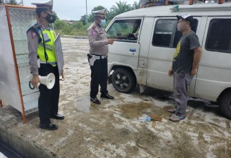 Satlantas Polres Aceh Singkil Sosialisasi Himbauan Vaksinasi Covid-19 Pengemudi