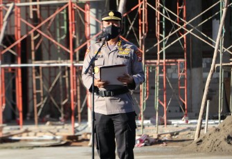 Pimpin Apel Pagi, Karo Ops Ingatkan Patuhi Prokes dan Vaksinasi