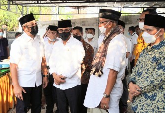 Sahat Apresiasi OJK dan BNI 46 Kucurkan KUR ke Petani Ponpes Segoro Agung