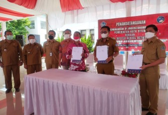 Walikota Bitung Bersama Direktur Utama PT Infotek Global Network Usai Laksanakan Penanda Tanganan MoU