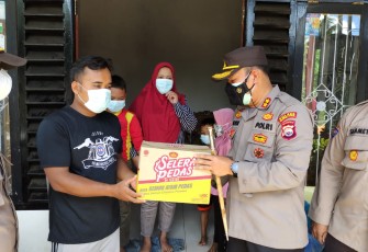 Hadirkan Sosok Pengayom Ditengah Masyarakat, Kapolres BU Kunjungi Korban Kebakaran